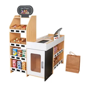 עמדת סופרמרקט מעץ עם קופה רושמת, מדפים, ארון סגור ו אביזרי משחק