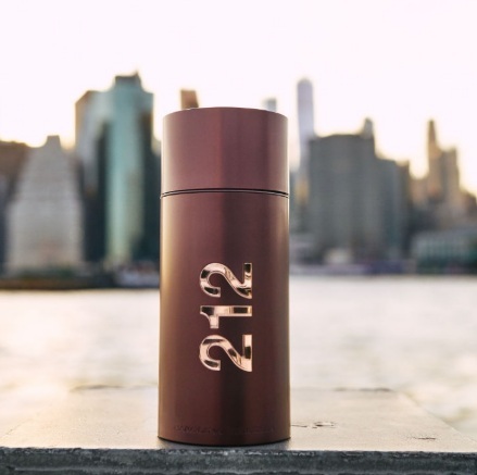 בושם לגבר Carolina Herrera 212 Sexy Men EDT 100 ml