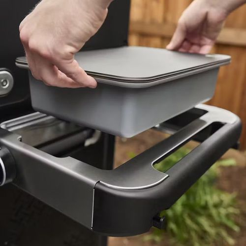 גריל וובר Spirit E-435 עם כירת צד