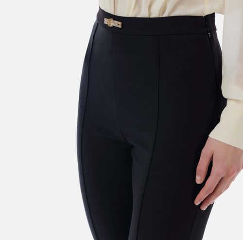 Lightweight double-layer crêpe bell-bottom trousers