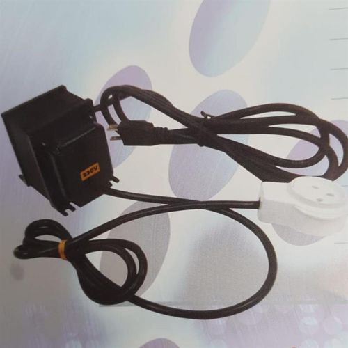 שנאי ממיר מעלה מתח הספק עד 2500W משקע ישראלי של 230V לתקע אמריקאי שהמתח 110-120V עם שקע אמריקאי מובנה רון סיטון