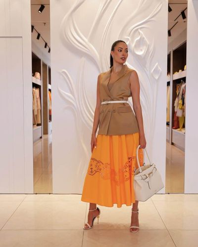 Long skirt in broderie anglaise poplin