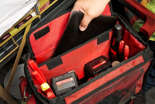 תיק טכנאים סגור PACKOUT - מילווקי MILWAUKEE