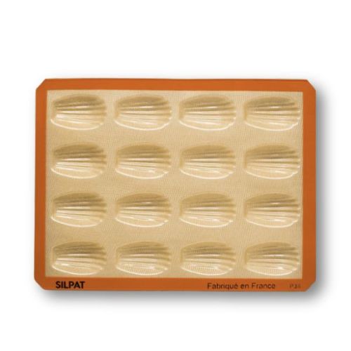 תבנית סיליקון SILPAT למדלן 16 שקעים 30X40 ס