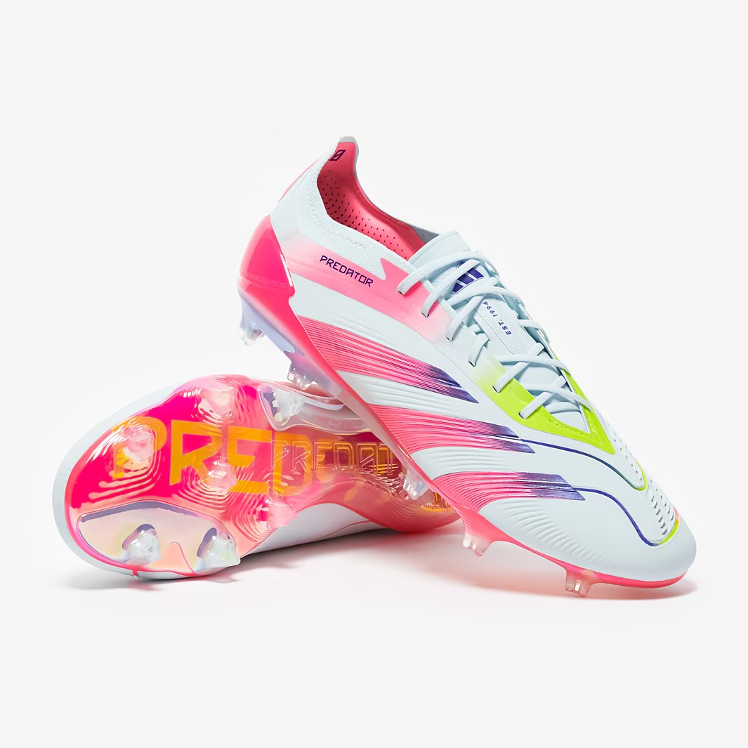 נעלי כדורגל מקצועיות adidas Predator Elite