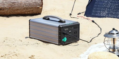 תחנת כח ניידת SUPERBASE 1000 + פאנל סולארי מתקפל  ZENDURE