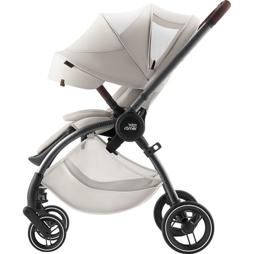 חדש בישראל! עגלת תינוק RIO (בז') מבית BRITAX