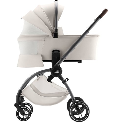 חדש בישראל! עגלת תינוק RIO (בז') מבית BRITAX