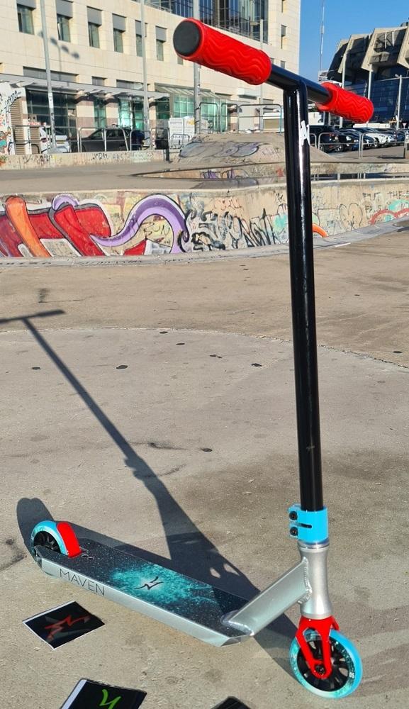 סקוט פעלולים Ao Maven Complete  Scooter Green