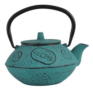 קומקום ברזל יצוק כולל ציפוי אמייל פנימי 0.8 ליטר Guro