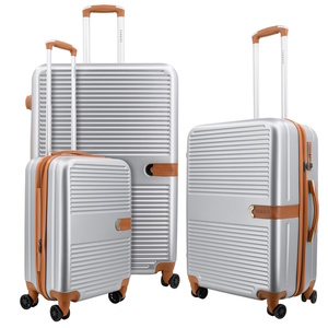 סט 3 מזוודות קשיחות 20", 25, ו-29" בעיצוב יוקרתי FERRINI