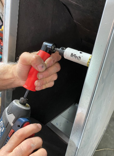 מתאם זווית / מוביל זוויתו / מוביל זוית למברגת אימפקט עד 250NM מגנטי B-TECH