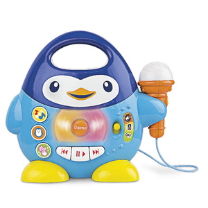 הפינגווין המנגן + מיקרופון Winfun
