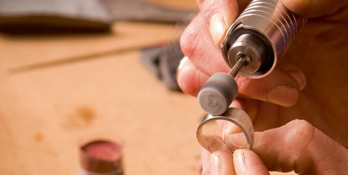 דרמל מקצועי דגם 9100 + 21 אביזרים Dremel