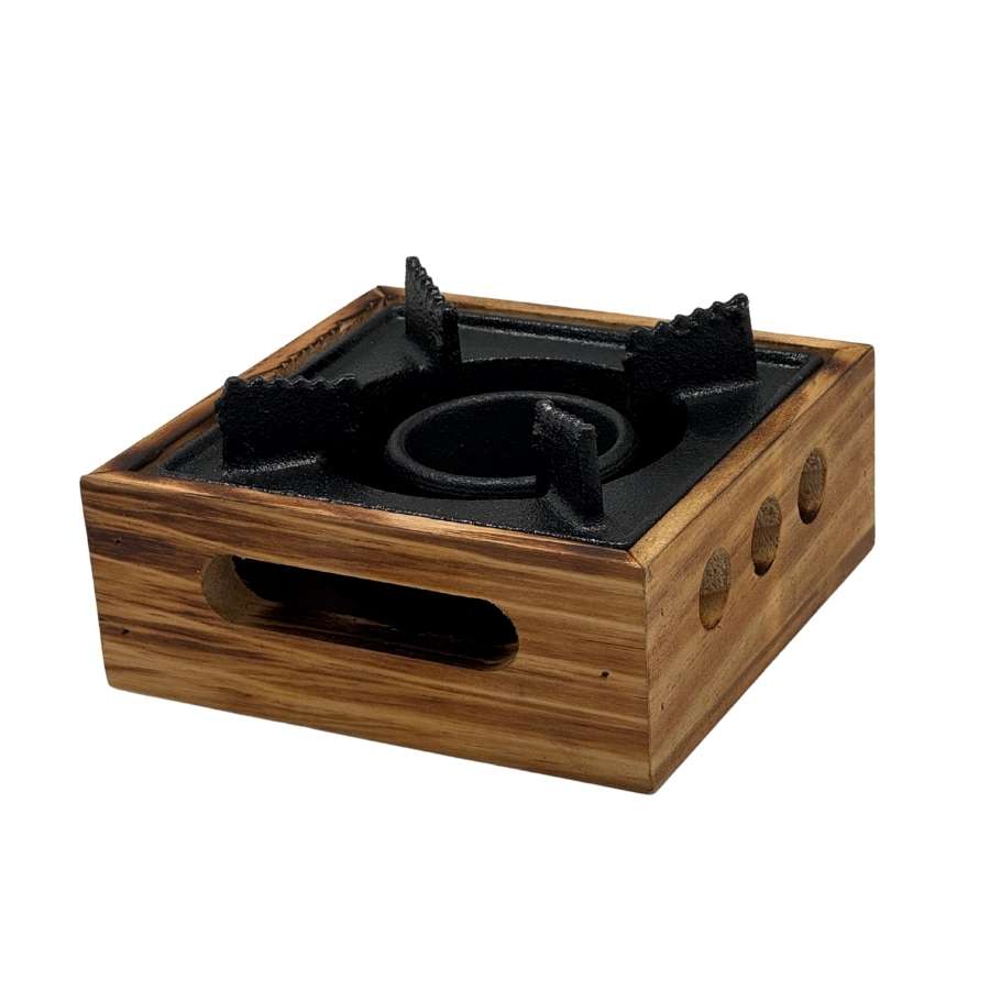 מנגל יציקה עם תחתית עץ 15.5*15.5*6 ס"מ YZ25-29