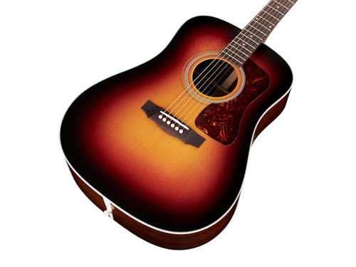 זוית נוספת Guild D-50 Standard Antique Burst Acoustic Guitar