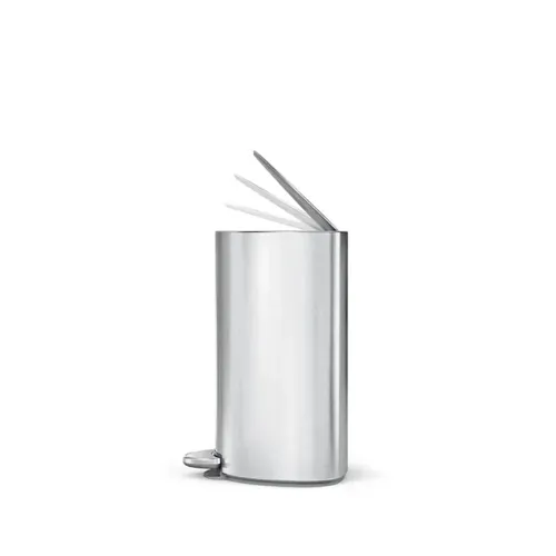 פח אשפה 6 ליטר - SimpleHuman - מוברש חצי עגול פח לשירותים מתוך קולקציית פחי אשפה לשירותים (זווית נוספת) - עשוי מחומרים עמידים בפני לחות וחלודה לא