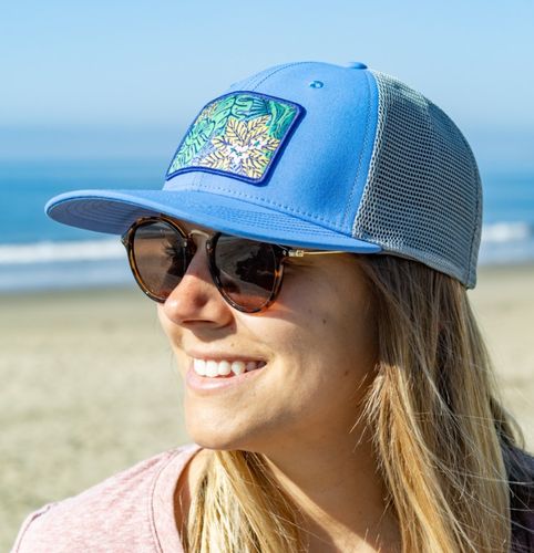 כובע מצחייה ARTIST SERIES PATCH TRUCKER כחול בהיר - Sunday AfterNoons