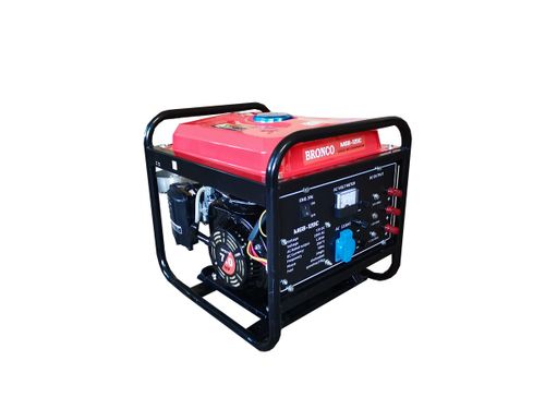 גנרטור בנזין BRONCO MGB-12/230V חד פאזי עם חיישן הגנת שמן מובנה, מיצב מתח AVR ומד תצוגה דיגיטלית למאור וכח עצמאי אמין