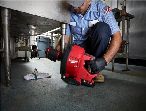 פותח סתימות נטען Milwaukee FUEL 18V עם קפיץ 10 מ