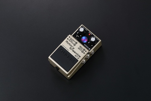 זווית נוספת Boss RT-2 Rotary Ensamble Pedal