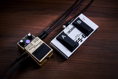 זווית נוספת Boss RT-2 Rotary Ensamble Pedal