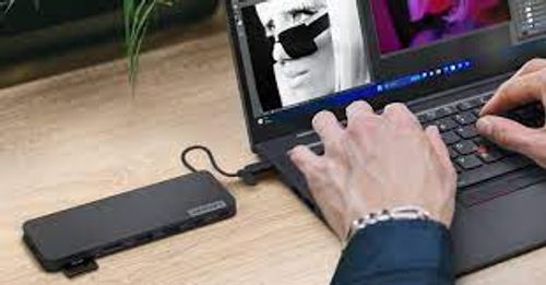 תחנת עגינה Lenovo USB-C Slim Travel Dock