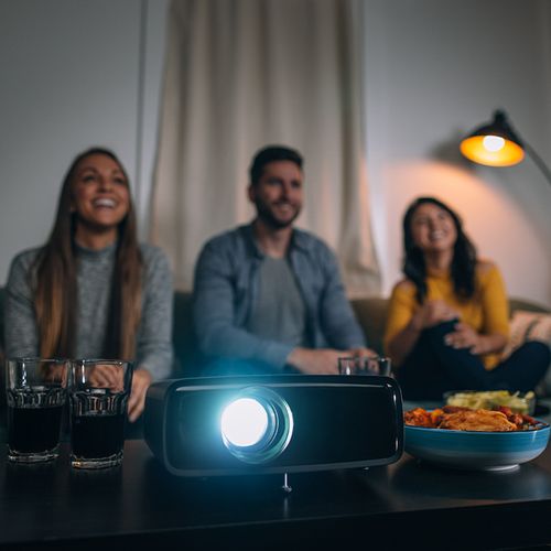 מקרן קולנוע ביתי תצוגת מסך עד 120 אינץ רזולוציה 1080p PHILIPS Neopix 730 Full HD