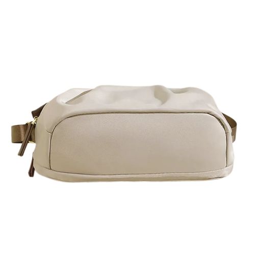 תיאור מוצר בעברית – תיק Zepharion™ Turbo מבית כאמל מאונטיין – 3 ליטר, מתאים לאייפד 7.9