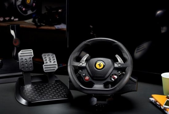 הגה מירוצים עם דוושות Thrustmaster T80 Ferrari 488 GTB Edition למחשב PC ופלייסטיישן 4