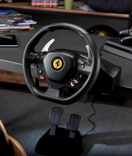 הגה מירוצים עם דוושות Thrustmaster T80 Ferrari 488 GTB Edition למחשב PC ופלייסטיישן 4