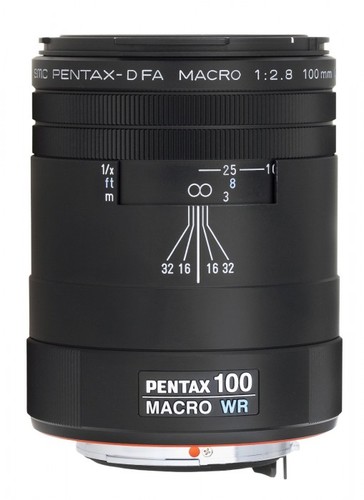 Pentax smc D-FA 100mm F2.8 WR macro