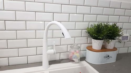 ברז מטבח נשלף WAVE שחור מט AQUILA PREMIUM