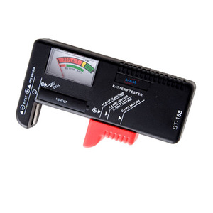 בודק סוללות אוניברסלי לסוללות AA/AAA/C/D/9V 