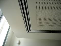 מפזר חריץ (סלוט) פלסטיק 80X10