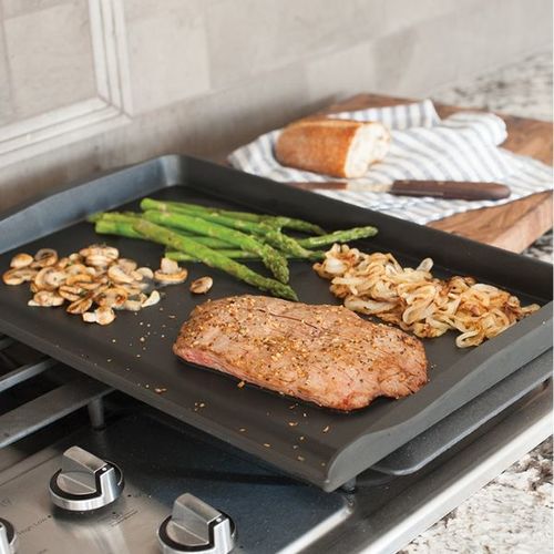 פלטת צלייה (פלנצ'ה) קרמית Nordic ware