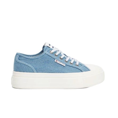 נעל TOMMY JEANS מידות 36-40 לנשים בגוון תכלת