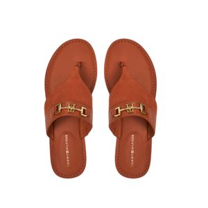 כפכף TOMMY JEANS מידות 36-40 לנשים בגוון קוניאק