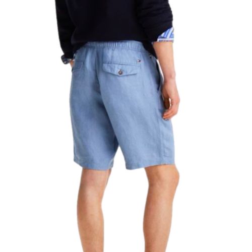 מכנס צינו קצר TOMMY JEANS מידות 29-36 לגברים בגוון תכלת