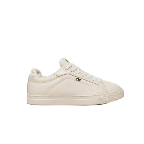 נעל TOMMY JEANS מידות 36-40 לנשים בגוון קרם