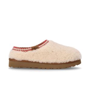 כפכף UGG טזמן מקסי קרלי לבן מידות 36-40 לנשים