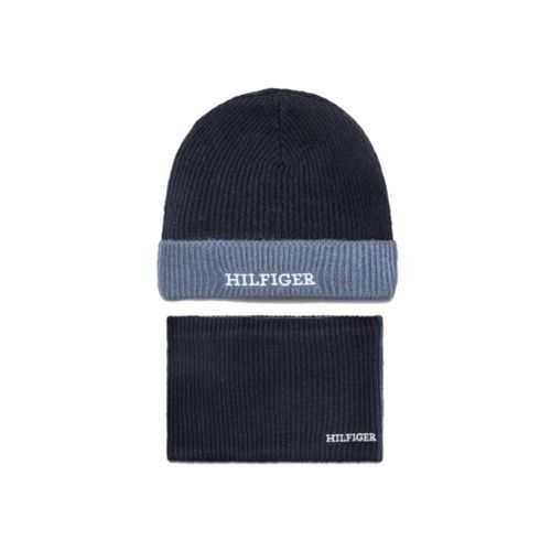 מארז TOMMY HILFIGER כובע גרב וחם צוואר לילדים