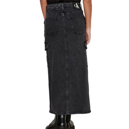 חצאית CALVIN KLEIN מידות 4-16 לילדים בגוון שחור ג'ינס