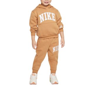חליפה NIKE מידות 2-7 לילדים בגוון קאמל