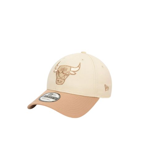 כובע NEW ERA לגברים בגוון קרם עם מצחייה חומה