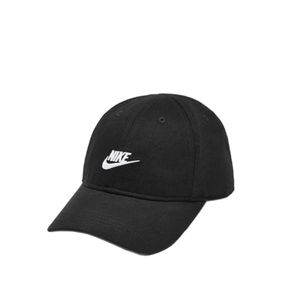 כובע NIKE מצחיה לילדים בגוון שחור