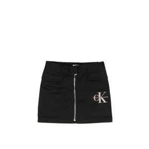 חצאית CALVIN KLEIN מידות 4-16 לילדים בגוון שחור