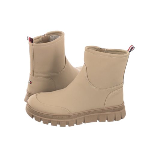 מגף TOMMY HILFIGER מידות 30-40 לילדים בגוון קאמל