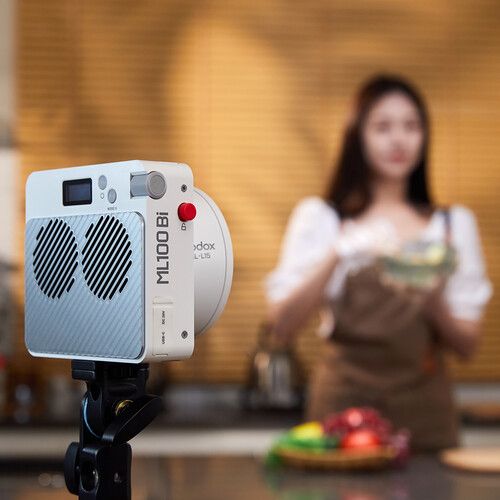 פנס לד Godox ML100Bi Bi-color