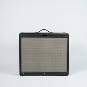 מגבר גיטרה  Fender Hot Rod DeVille 212 III